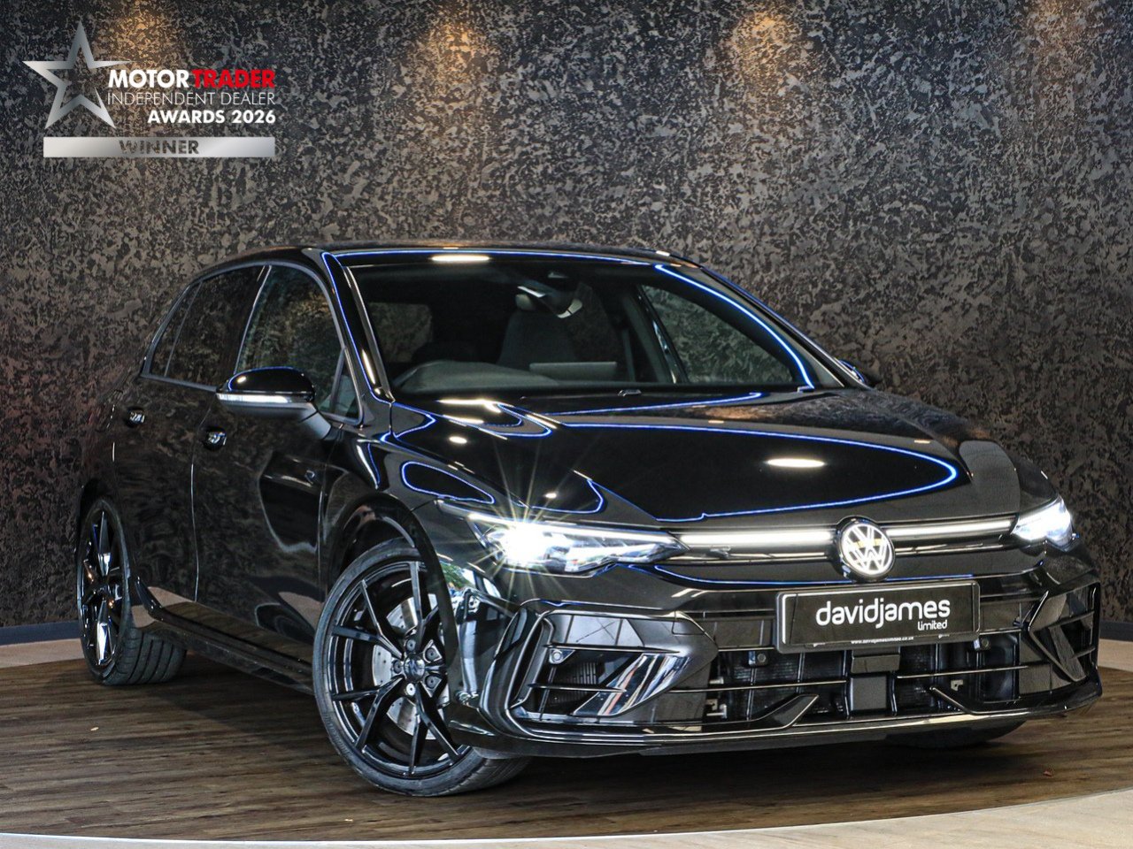Volkswagen Golf TSI R Black Edition - U14102