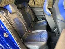 Volkswagen Golf TSI R - U14110