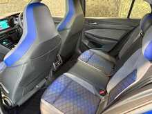 Volkswagen Golf TSI R - U14110