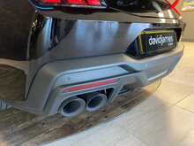 Ford Mustang V8 Dark Horse - U14114