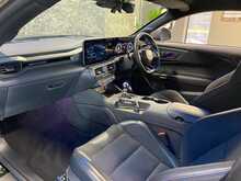 Ford Mustang V8 Dark Horse - U14114