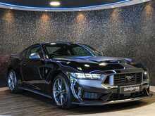 Ford Mustang V8 Dark Horse - U14114