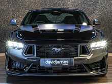 Ford Mustang V8 Dark Horse - U14114