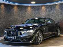 Ford Mustang V8 Dark Horse - U14114