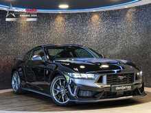 Ford Mustang V8 Dark Horse - U14114