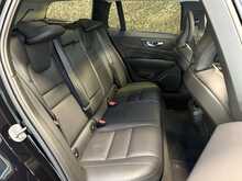Volvo V60 B4 MHEV Ultra - U14120
