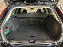 Volvo V60 B4 MHEV Ultra - U14120