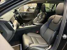Volvo V60 B4 MHEV Ultra - U14120