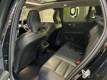 Volvo V60 B4 MHEV Ultra - U14120