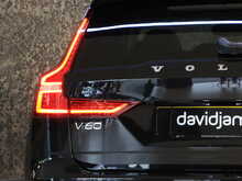 Volvo V60 B4 MHEV Ultra - U14120