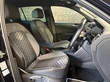 Volkswagen Tiguan TSI R-Line - U14124