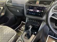 Volkswagen Tiguan TSI R-Line - U14124