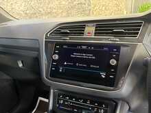 Volkswagen Tiguan TSI R-Line - U14124