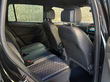 Volkswagen Tiguan TSI R-Line - U14124