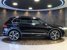Volkswagen Tiguan TSI R-Line - U14124