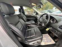 Mercedes-Benz M Class ML320 CDI SE 