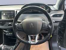 Peugeot 2008 PureTech Allure 