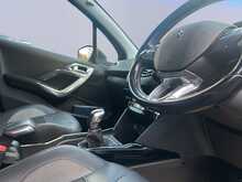 Peugeot 2008 PureTech Allure 