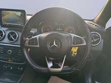 Mercedes-Benz GLA GLA200d AMG Line 
