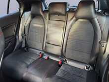 Mercedes-Benz GLA GLA200d AMG Line 
