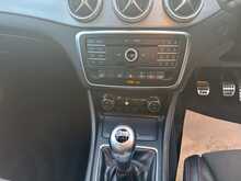 Mercedes-Benz GLA GLA200d AMG Line 