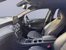 Mercedes-Benz GLA GLA200d AMG Line 