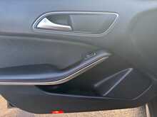 Mercedes-Benz GLA GLA200d AMG Line 