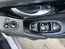 Nissan Qashqai dCi Acenta Premium 