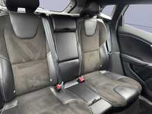 Volvo V40 D2 R-Design 