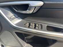 Volvo XC60 D4 R-Design Lux Nav 