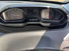 Peugeot 208 PureTech GT Line 