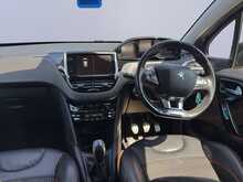 Peugeot 208 PureTech GT Line 