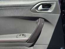 Peugeot 208 PureTech GT Line 