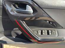 Peugeot 208 PureTech GT Line 