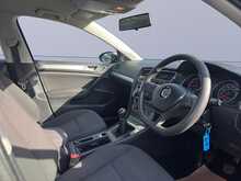 Volkswagen Golf TSI S 