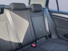 Volkswagen Golf TSI S 