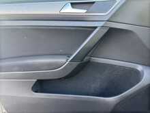 Volkswagen Golf TSI S 