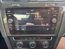 Volkswagen Golf TSI S 