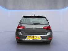 Volkswagen Golf TSI S 