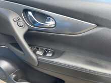 Nissan Qashqai DIG-T N-Connecta 