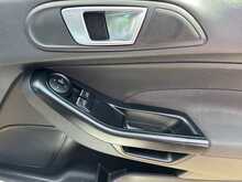 Ford Fiesta T EcoBoost ST-Line 