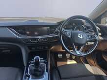 Vauxhall Insignia Turbo D ecoTEC BlueInjection SRi Nav 