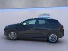 Vauxhall Grandland X Turbo SE 