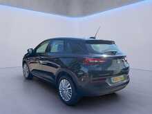 Vauxhall Grandland X Turbo SE 
