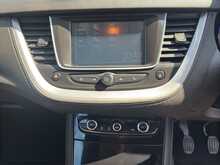 Vauxhall Grandland X Turbo SE 