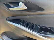 Vauxhall Grandland X Turbo SE 