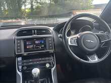 Jaguar XE d R-Sport 