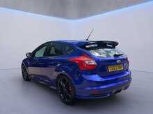 Ford Focus T EcoBoost ST-2 