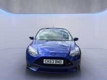 Ford Focus T EcoBoost ST-2 