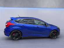 Ford Focus T EcoBoost ST-2 